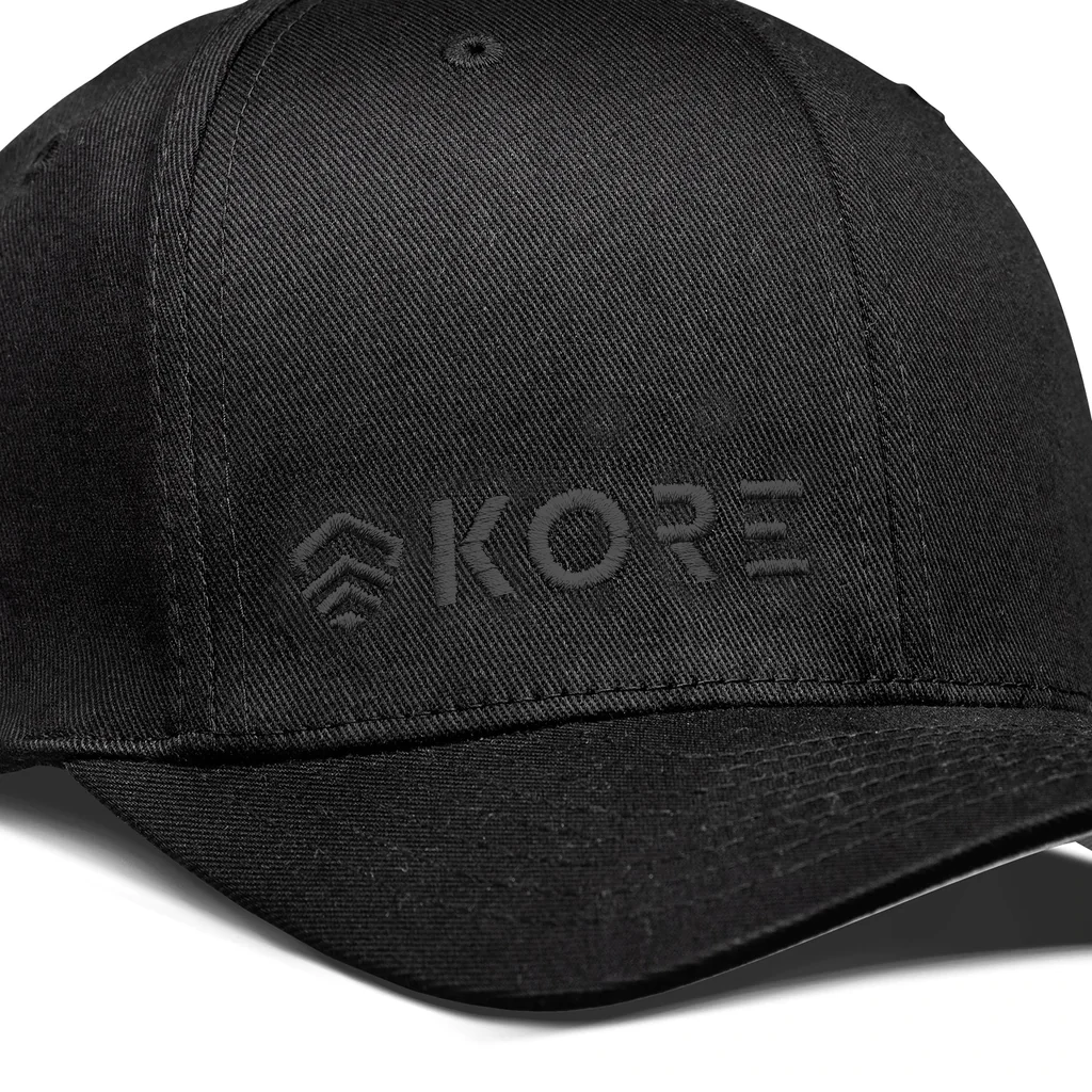 KORE FLEXFIT HAT / BLACK ON BLACK